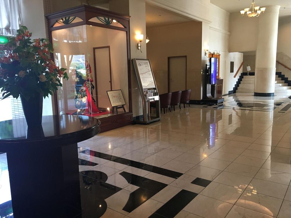 Hotel Crown Palais Kokura Kitakyūshū Exteriör bild