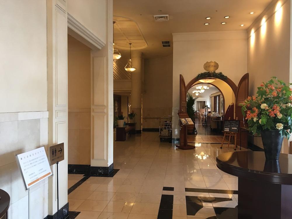 Hotel Crown Palais Kokura Kitakyūshū Exteriör bild